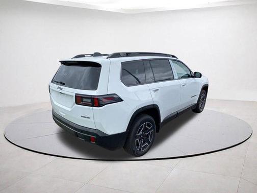 Bright White Clearcoat 2026 Jeep Cherokee LAREDO/LIMITED