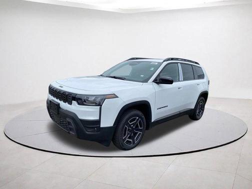 Bright White Clearcoat 2026 Jeep Cherokee LAREDO/LIMITED