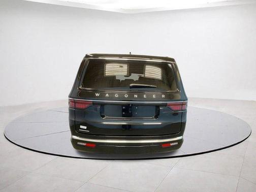 Diamond Black 2023 Jeep Wagoneer Base