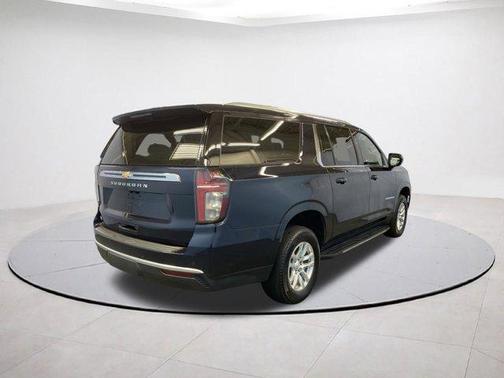 2023 Chevrolet Suburban LS