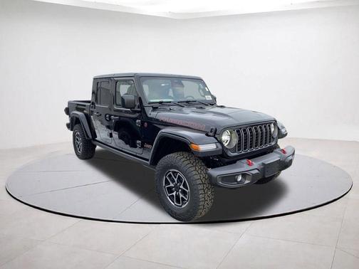 Black Clearcoat 2026 Jeep Gladiator Rubicon
