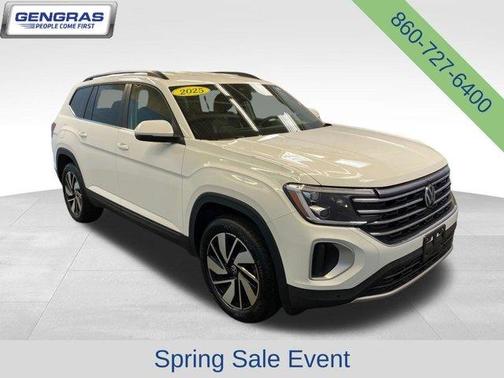Pure White 2025 Volkswagen Atlas 2.0T SE
