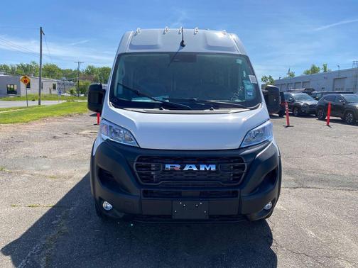 Bright White Clearcoat 2026 RAM ProMaster 2500 High Roof
