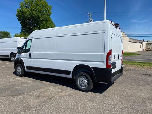 Bright White Clearcoat 2026 RAM ProMaster 2500 High Roof