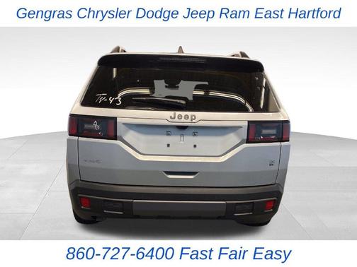 Silver Zynith Clearcoat 2026 Jeep Cherokee LAREDO/LIMITED