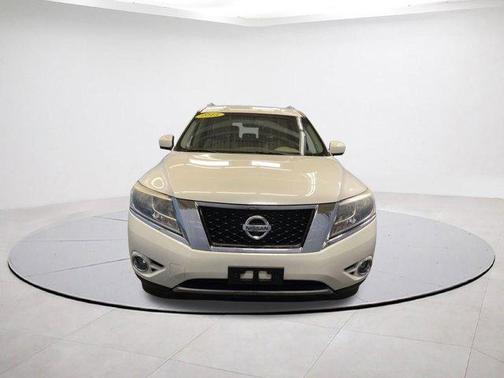 Pearl 2015 Nissan Pathfinder SL