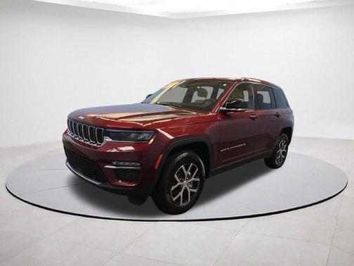 Velvet Red Pearlcoat 2025 Jeep Grand Cherokee Limited