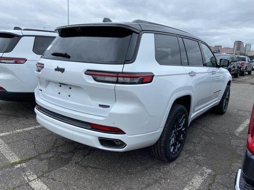 2025 Jeep Grand Cherokee L Summit