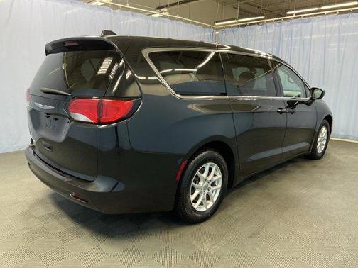 2017 Chrysler Pacifica LX