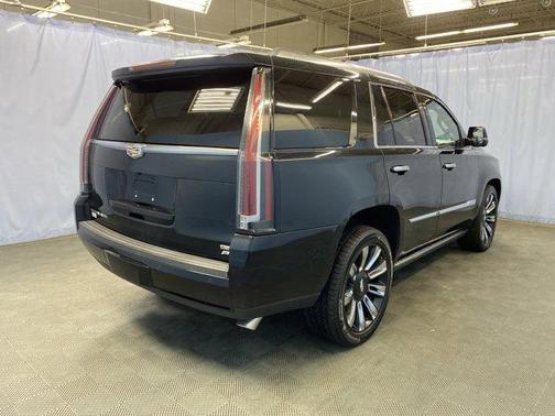 2016 Cadillac Escalade Platinum