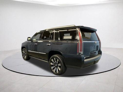 2016 Cadillac Escalade Platinum