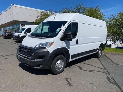 Bright White Clearcoat 2026 RAM ProMaster 2500 High Roof