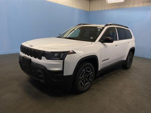 Bright White Clearcoat 2026 Jeep Cherokee LAREDO/LIMITED