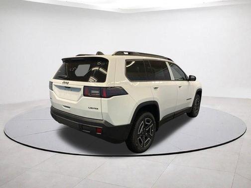 Bright White Clearcoat 2026 Jeep Cherokee LAREDO/LIMITED