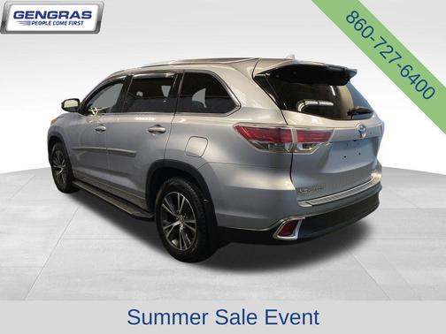 Silver Sky Metallic 2016 Toyota Highlander XLE