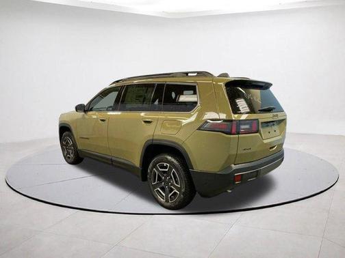 41 2026 Jeep Cherokee LAREDO/LIMITED