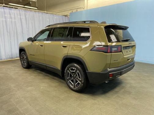 41 2026 Jeep Cherokee LAREDO/LIMITED