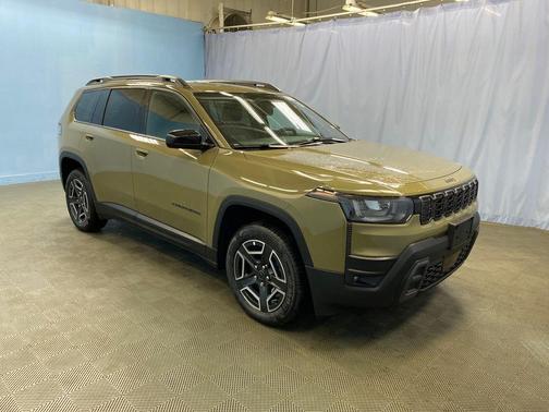 41 2026 Jeep Cherokee LAREDO/LIMITED