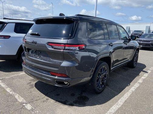 2025 Jeep Grand Cherokee L Summit