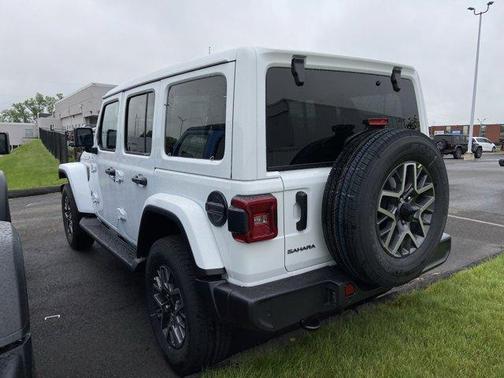 2025 Jeep Wrangler Sahara