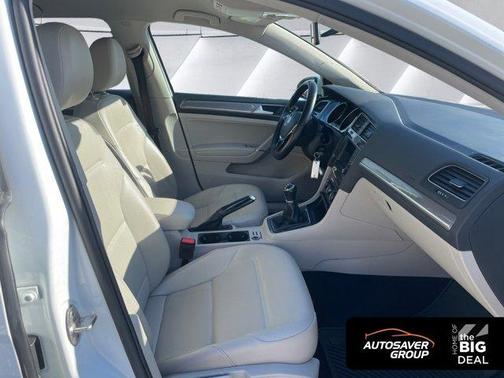 2017 Volkswagen Golf Alltrack TSI S