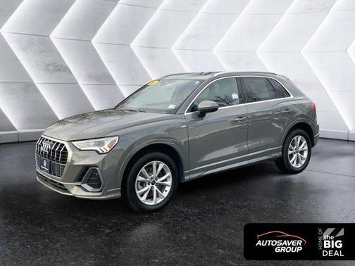 2024 Audi Q3 45 S line Premium