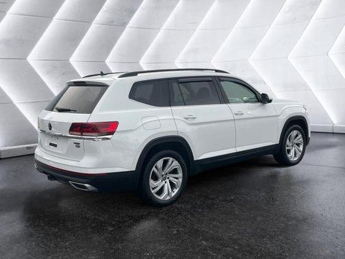 2021 Volkswagen Atlas 3.6L SE w/Technology