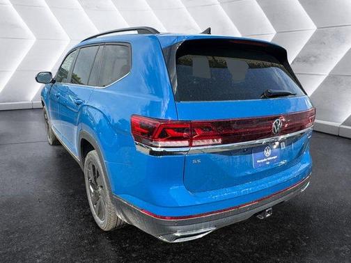 2025 Volkswagen Atlas 2.0T SE