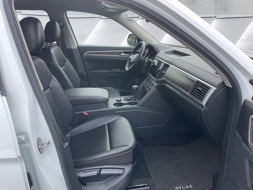 2021 Volkswagen Atlas 3.6L SE w/Technology