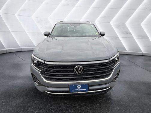 2024 Volkswagen Atlas Cross Sport 2.0T SEL R-Line