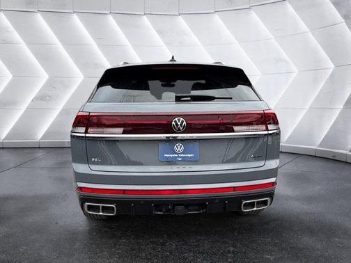 2024 Volkswagen Atlas Cross Sport 2.0T SEL R-Line