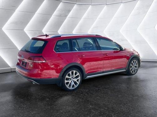 2019 Volkswagen Golf Alltrack TSI SEL