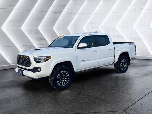 2023 Toyota Tacoma SR