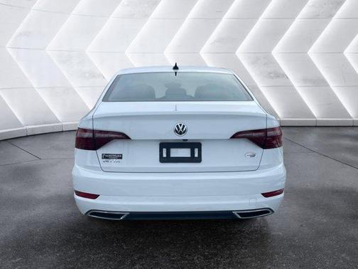 2021 Volkswagen Jetta 1.4T R-Line