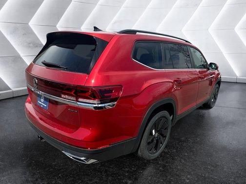 2025 Volkswagen Atlas 2.0T SE