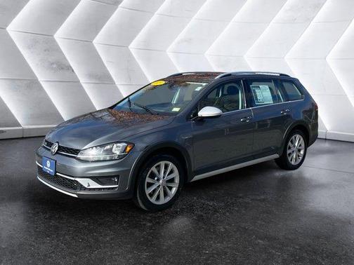 2019 Volkswagen Golf Alltrack TSI S