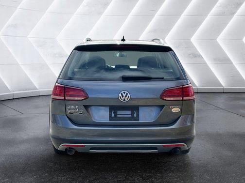 2019 Volkswagen Golf Alltrack TSI S