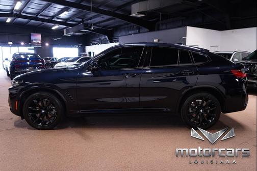 Carbon Black Metallic 2024 BMW X4 xDrive30i