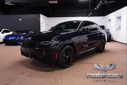 Carbon Black Metallic 2024 BMW X4 xDrive30i