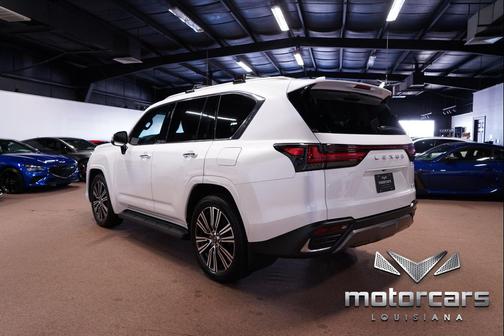 2025 Lexus LX 600 Luxury