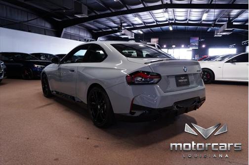 2024 BMW 230 i