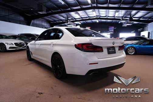 2021 BMW 530 530i