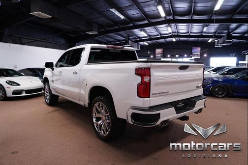 Iridescent Pearl Tricoat 2020 Chevrolet Silverado 1500 High Country