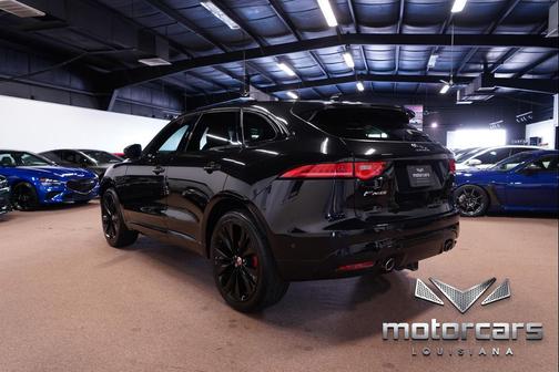 2018 Jaguar F-PACE S