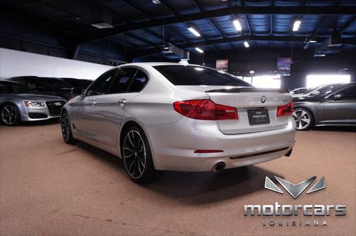 2018 BMW 530 530i
