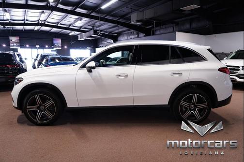 Polar White 2026 Mercedes-Benz GLC 300 Base