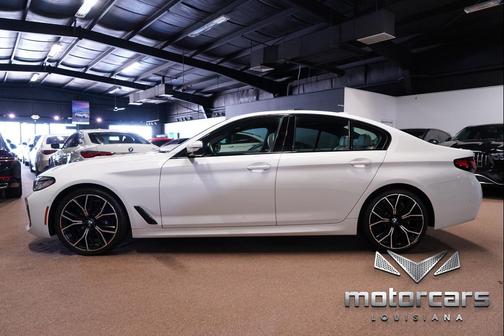 2022 BMW 540 i