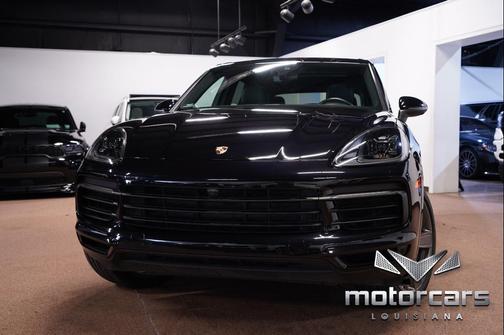 Jet Black Metallic 2020 Porsche Cayenne S