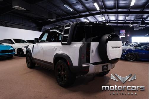 Fuji White 2022 Land Rover Defender 110 SE