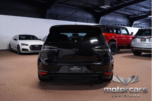2017 Volkswagen Golf GTI 2.0T S 4-Door
